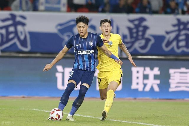 转会期武汉三镇调整名单以备意甲，扳平良机环节打磨，底气十足，心理建设被强调的简单介绍